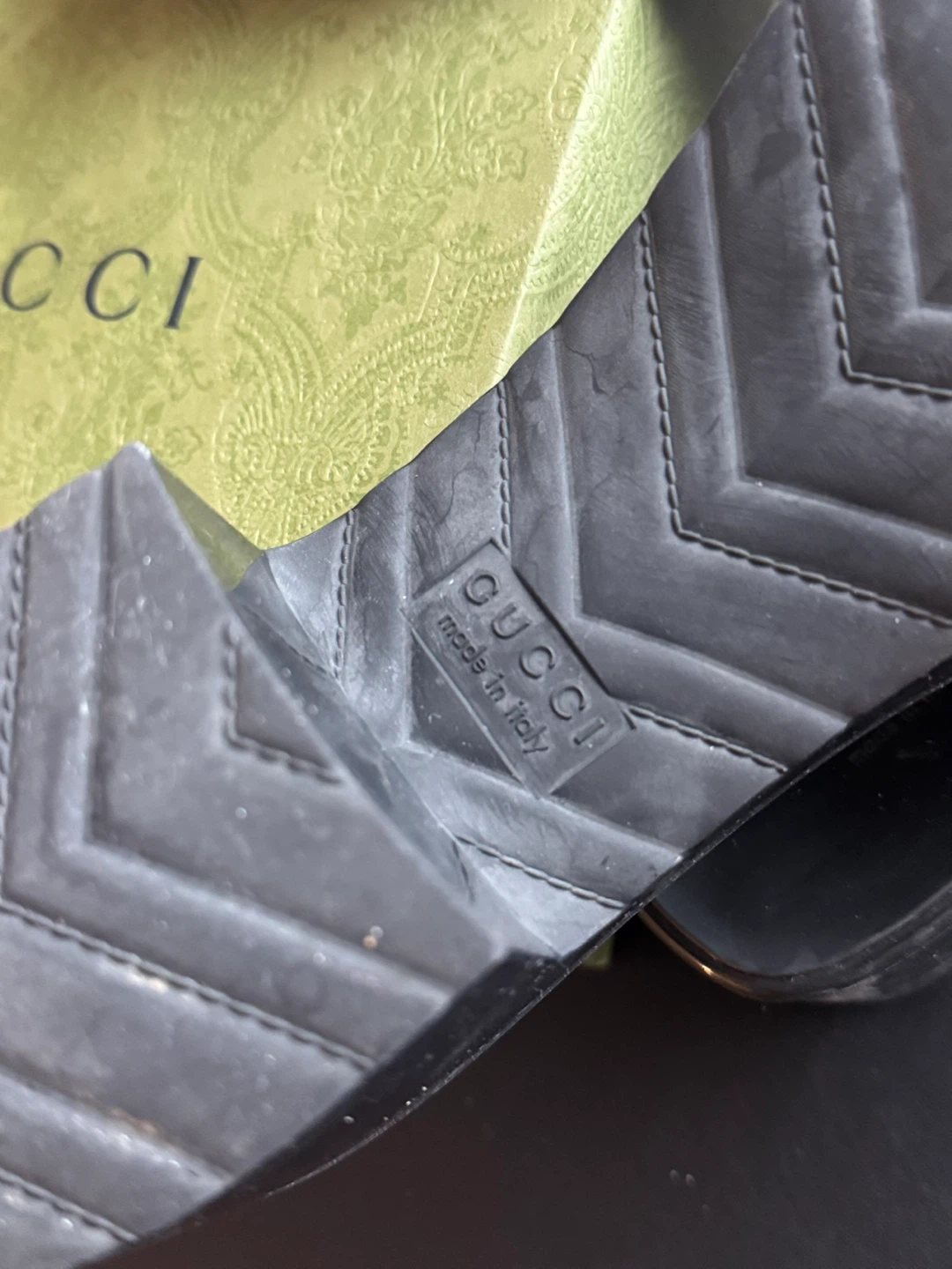 Gucci Black Rubber Slide Sandal Size 40 - photo 3