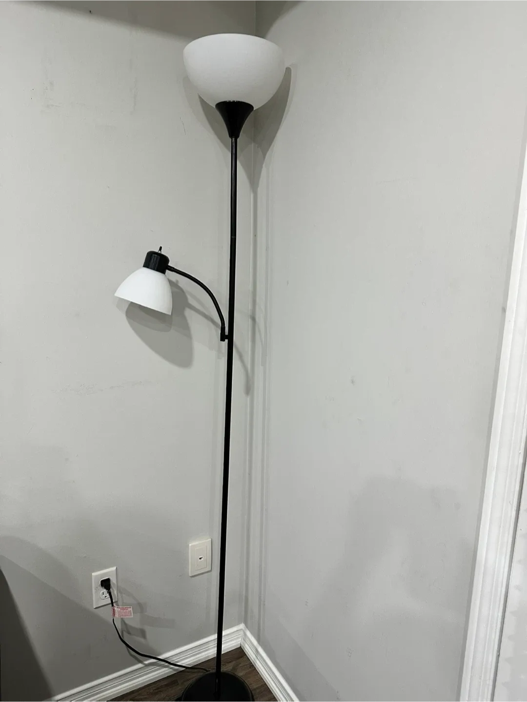 Floor Lamp with Reading Light image indicator(3)