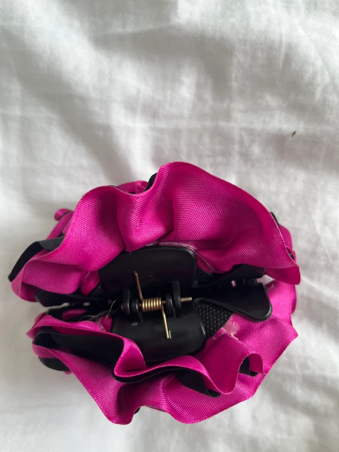 Pink & Black Floral Hair Claw Clip image indicator(3)