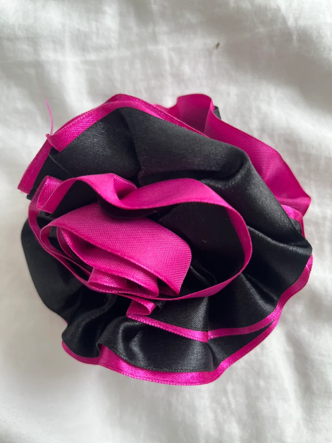 Pink & Black Floral Hair Claw Clip thumbnail
