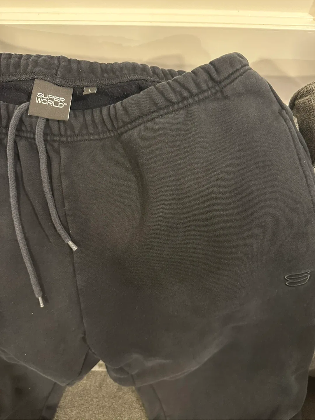 Super World Black Sweatpants - Size L