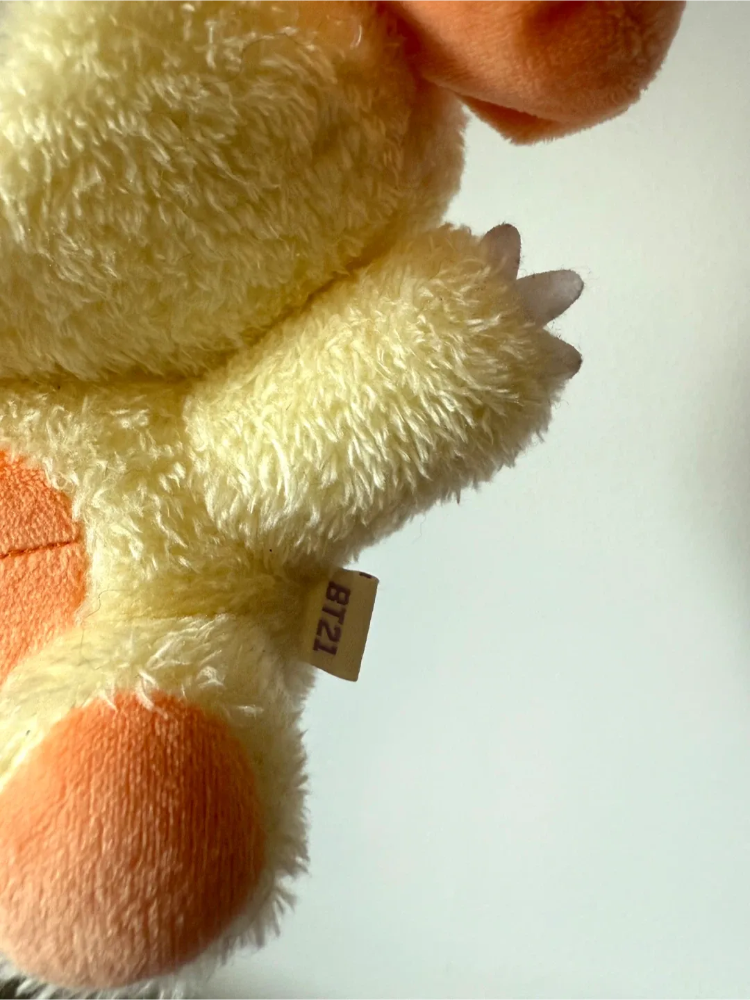BT21 Chimmy Dragon Plush image indicator(3)
