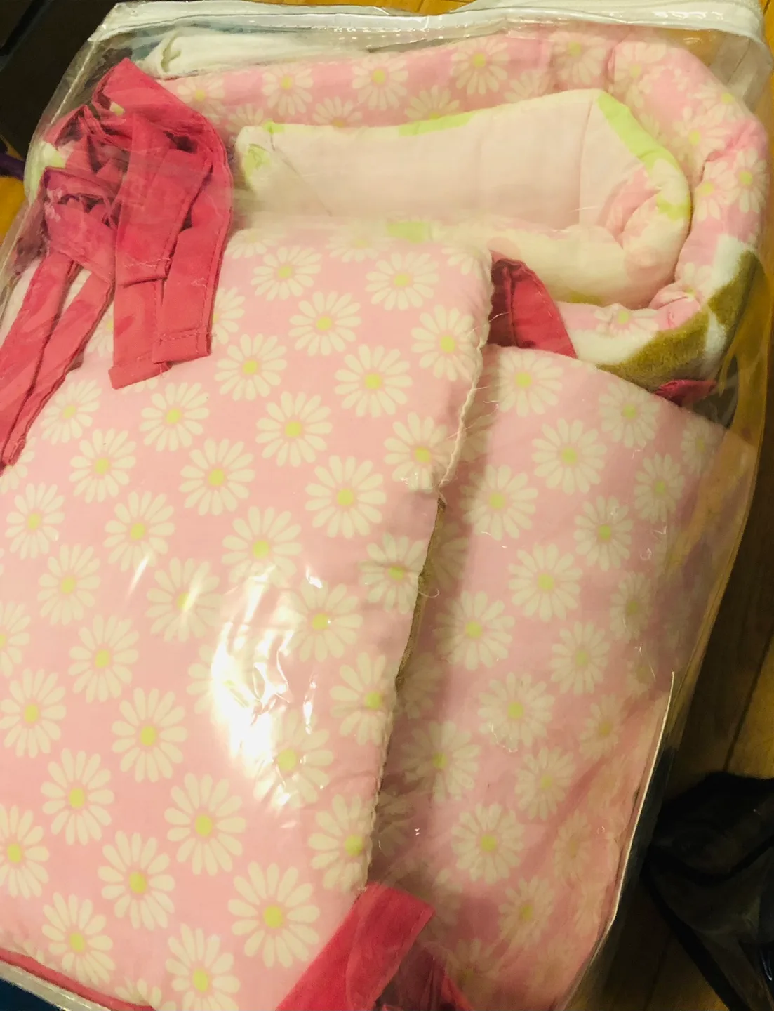 4-Piece Bumper Set - crib bedding image indicator(2)