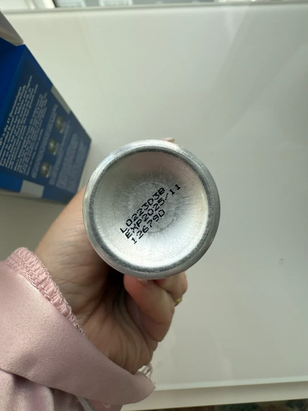 Unused Men's Rogaine Foam 5% Hair Regrowth Treatment image indicator(2)