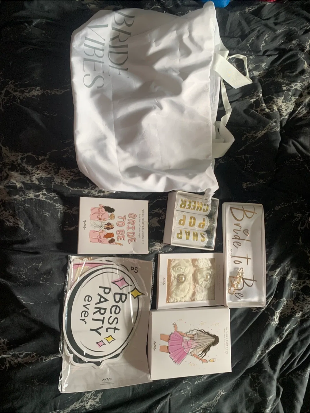 Bride to be accessories image indicator(2)