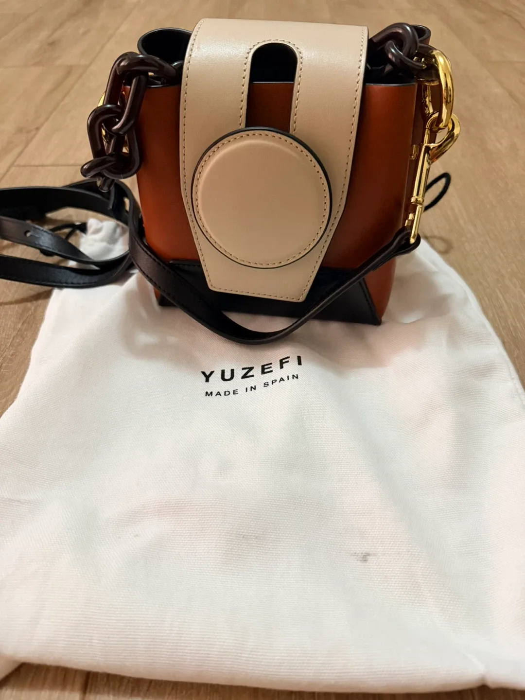 Yuzefi Handbag image indicator(5)