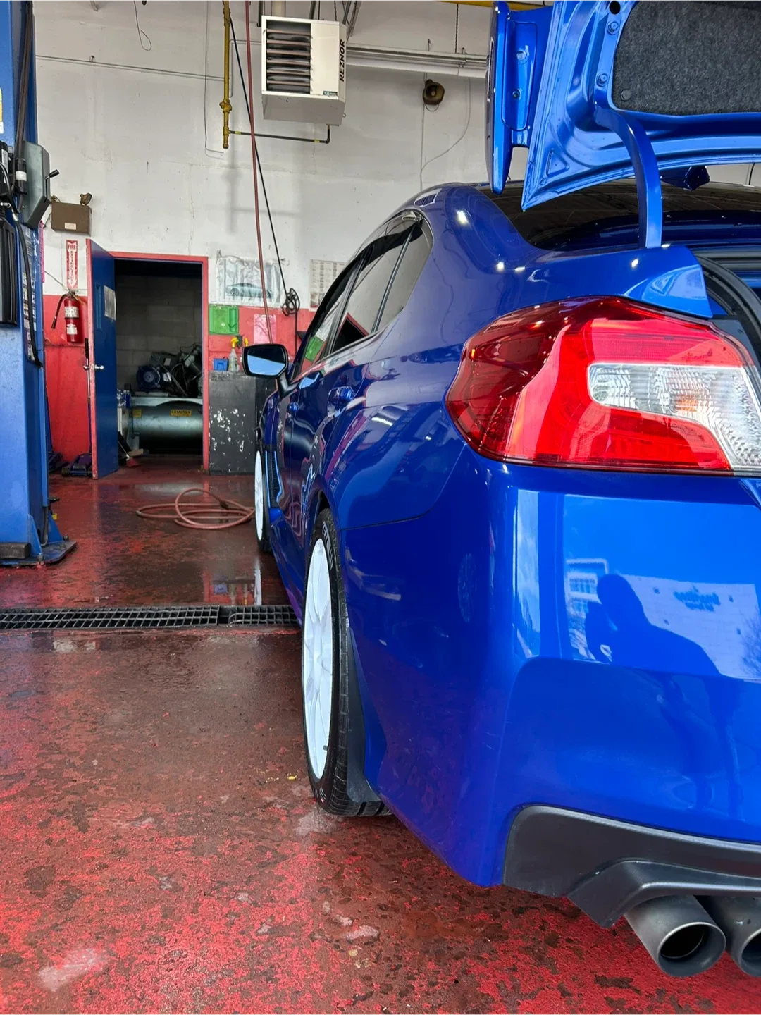 Ascend Ginza FR01 18 x 8.5 image indicator(4)