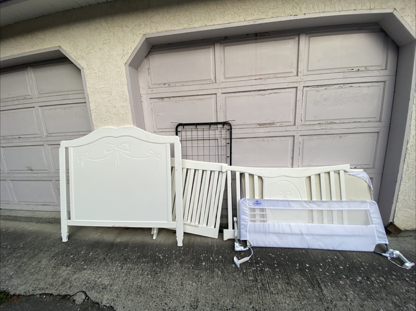 White Baby Crib