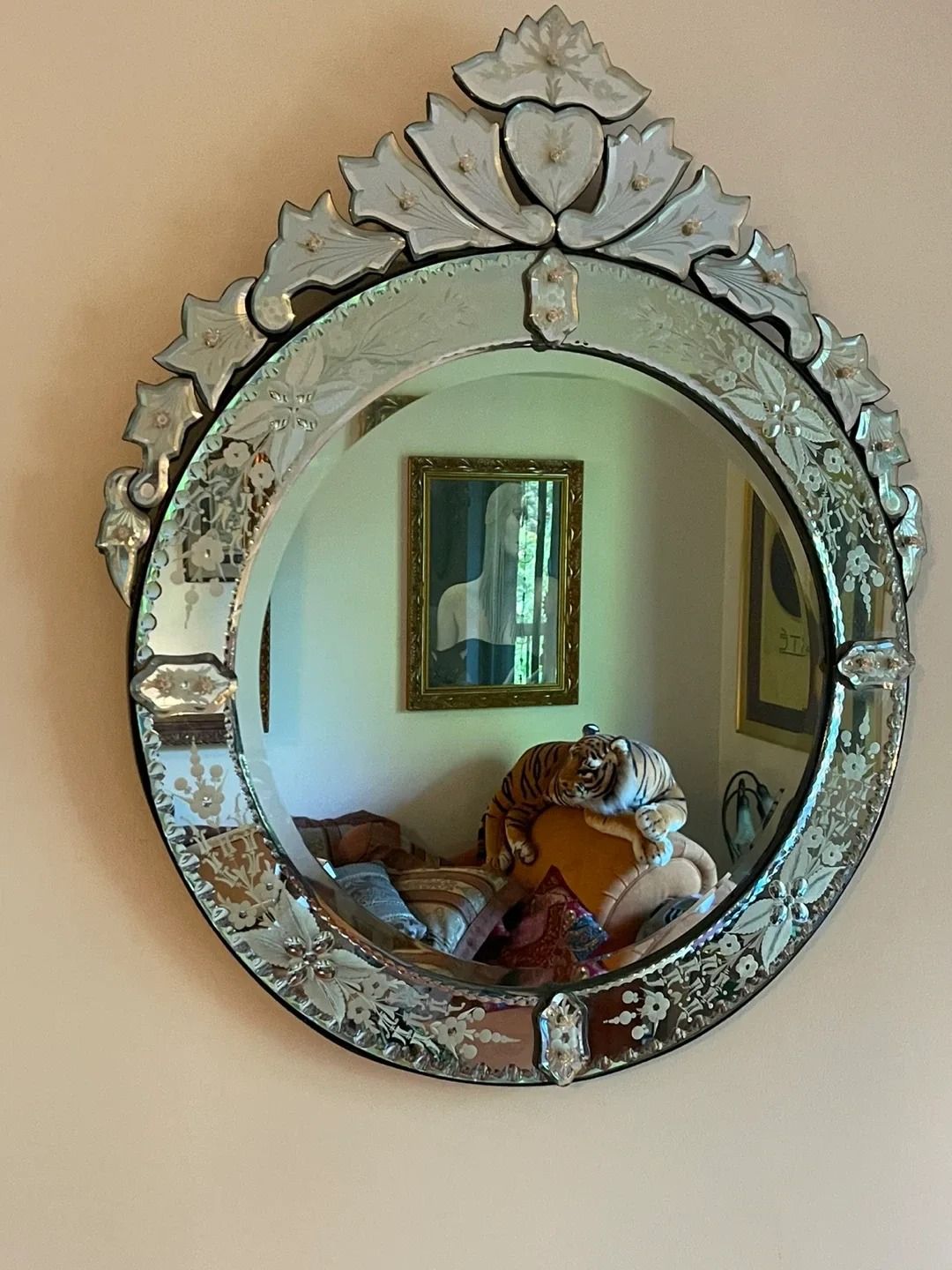 Venetian Style Round Wall Mirror image indicator(2)