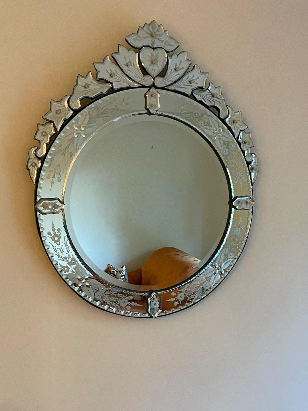 Venetian Style Round Wall Mirror