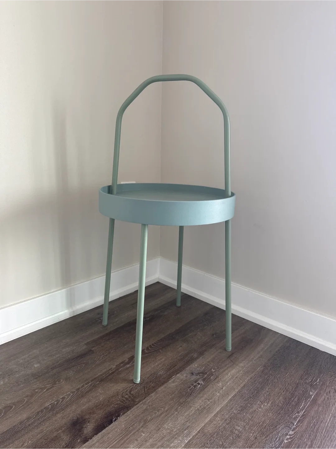 Green Side Table with Handle image indicator(2)