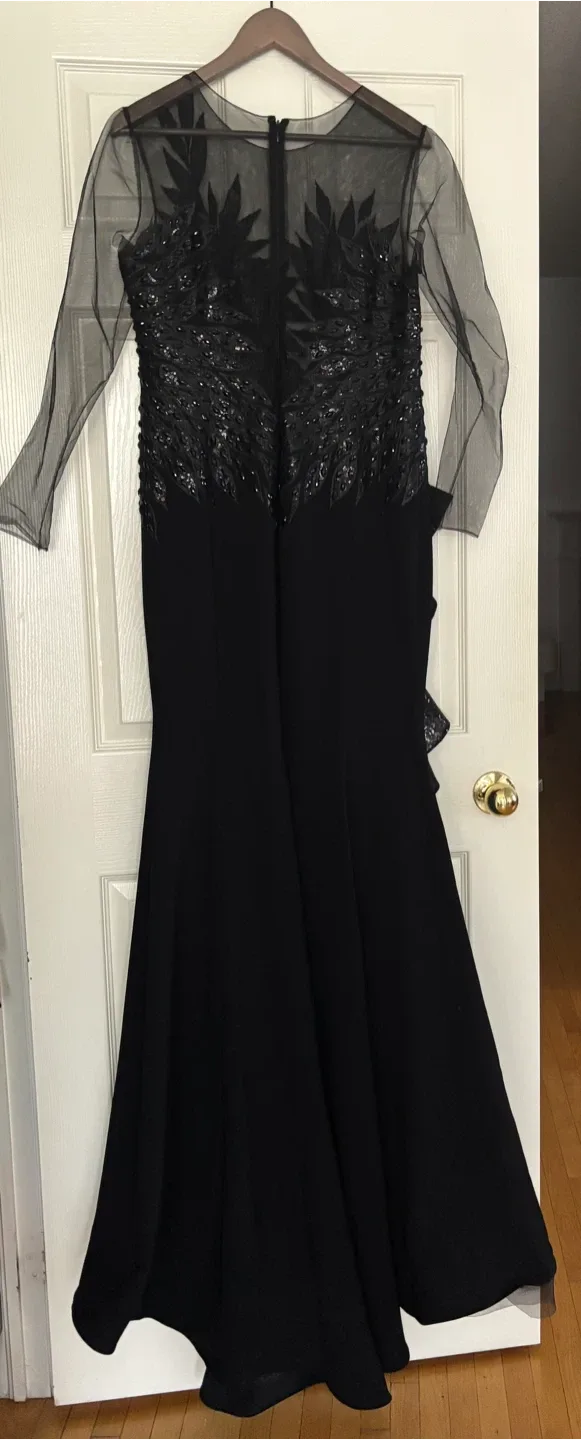 Black Formal Gown thumbnail