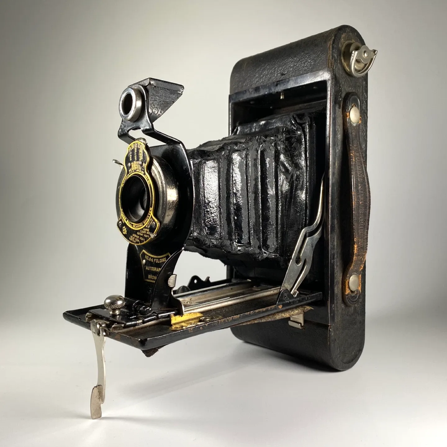 Antique Kodak 2A Folding Brownie Camera thumbnail