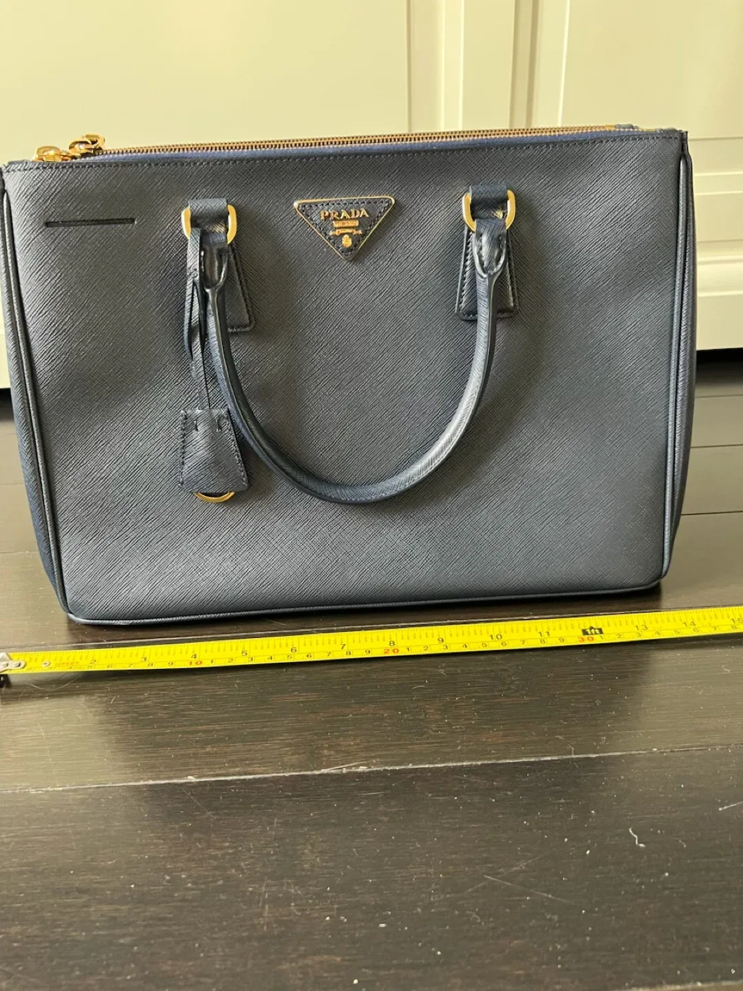 Prada Galleria medium Saffiano Leather bag blue thumbnail