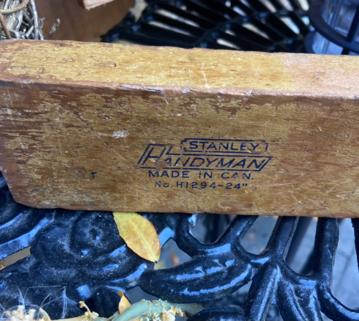 Vintage Stanley Handyman Level - 24 inch image indicator(4)