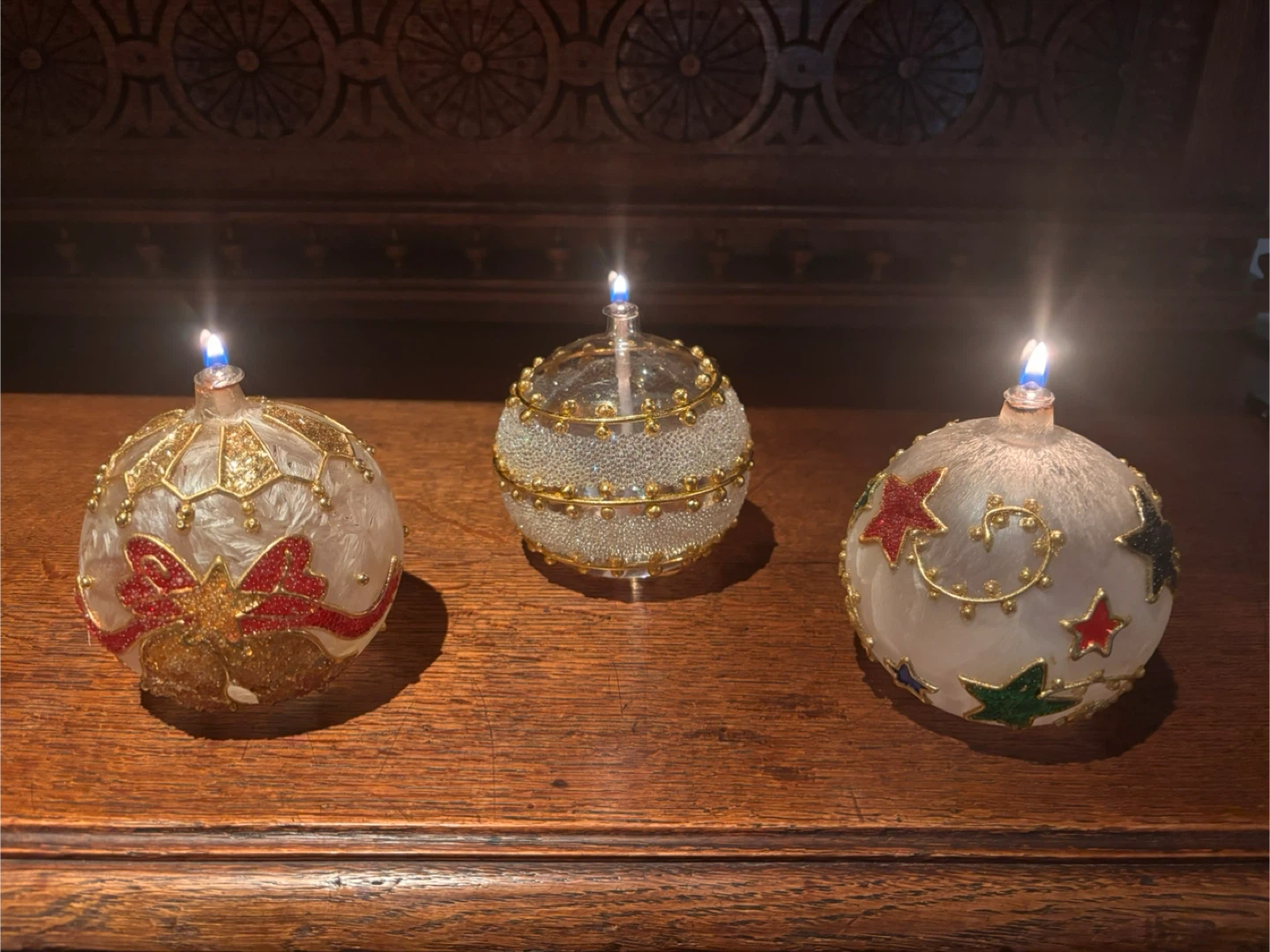 3 Vintage Xmas Glass Oil Lamps (balls)🥕