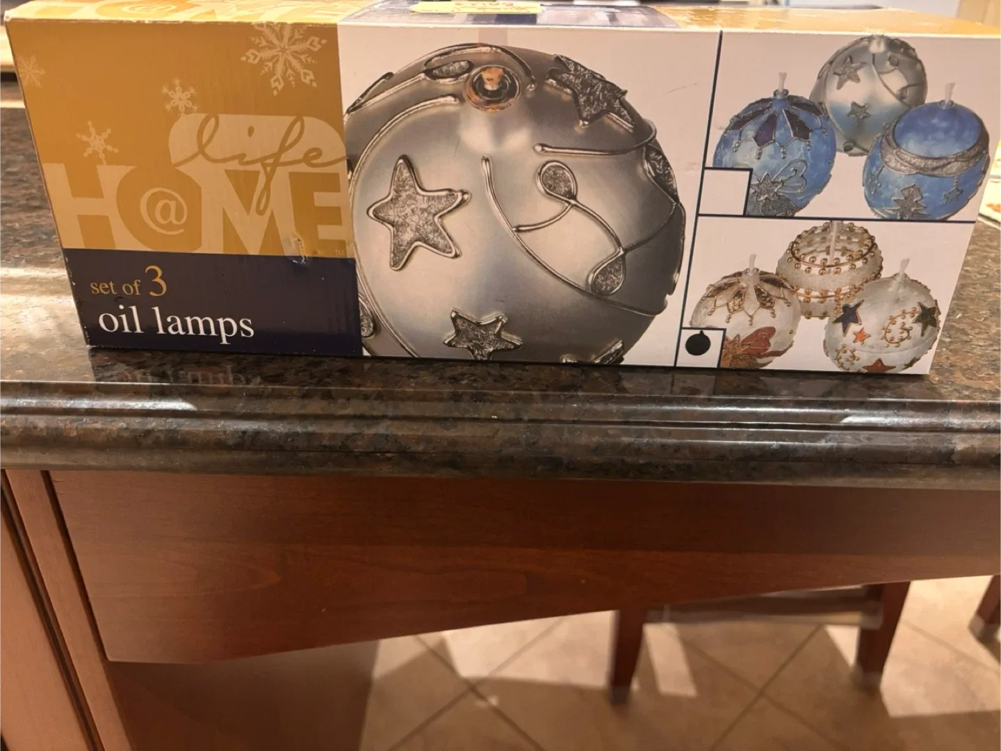 3 Vintage Xmas Glass Oil Lamps (balls)🥕 image indicator(4)