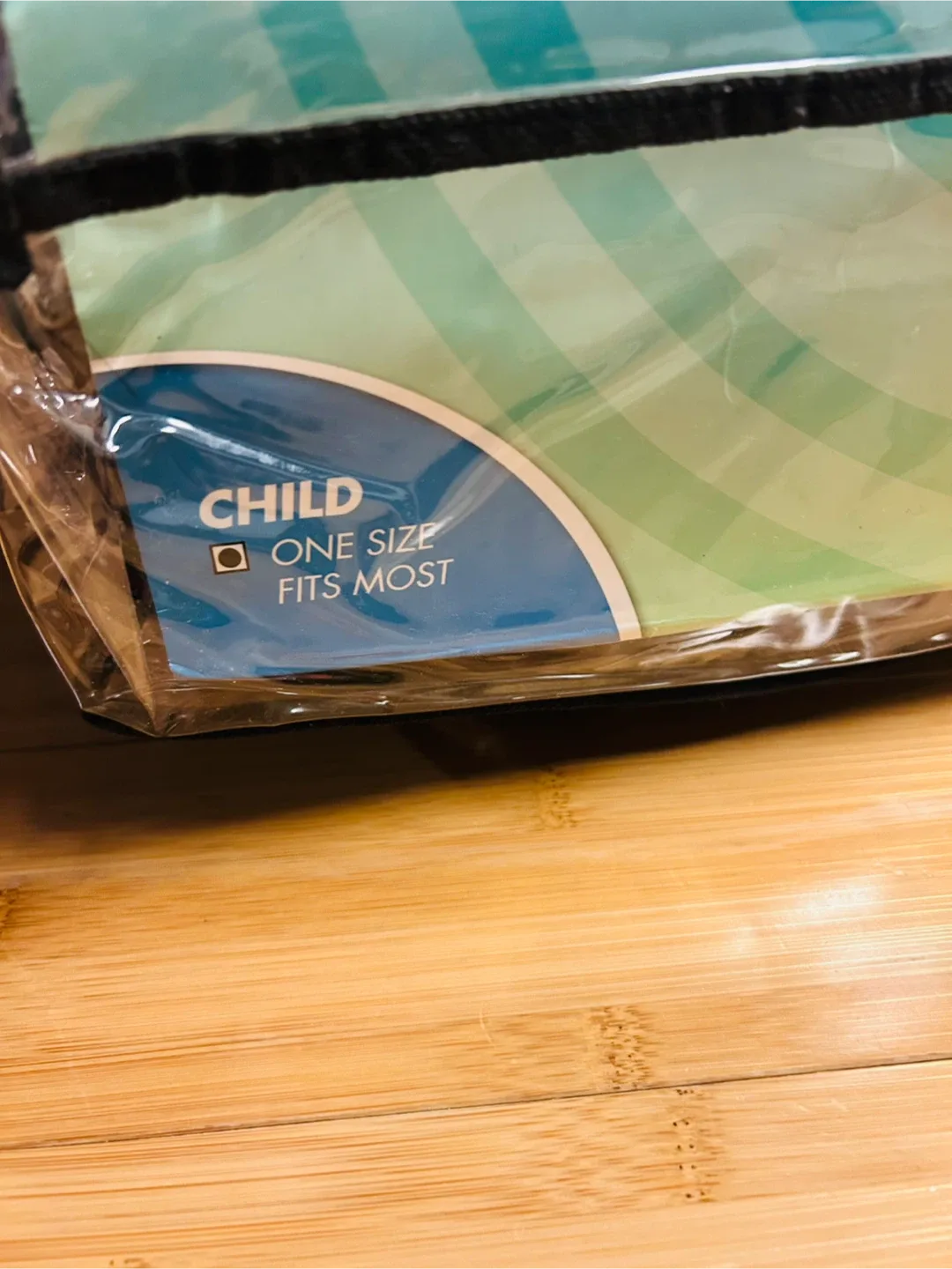 Spirit Halloween Close Encounter Costume - Child Size image indicator(3)