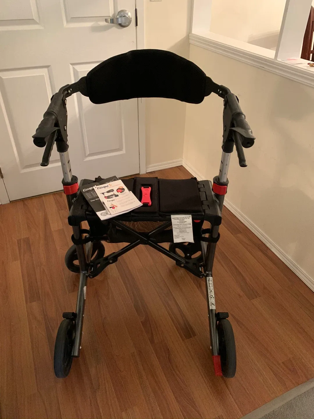 Escape: Rollator Walker image indicator(3)