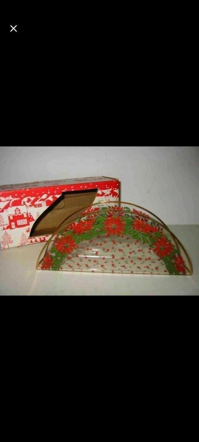 Brand new etched Poinsettia Napkin Holder with Box