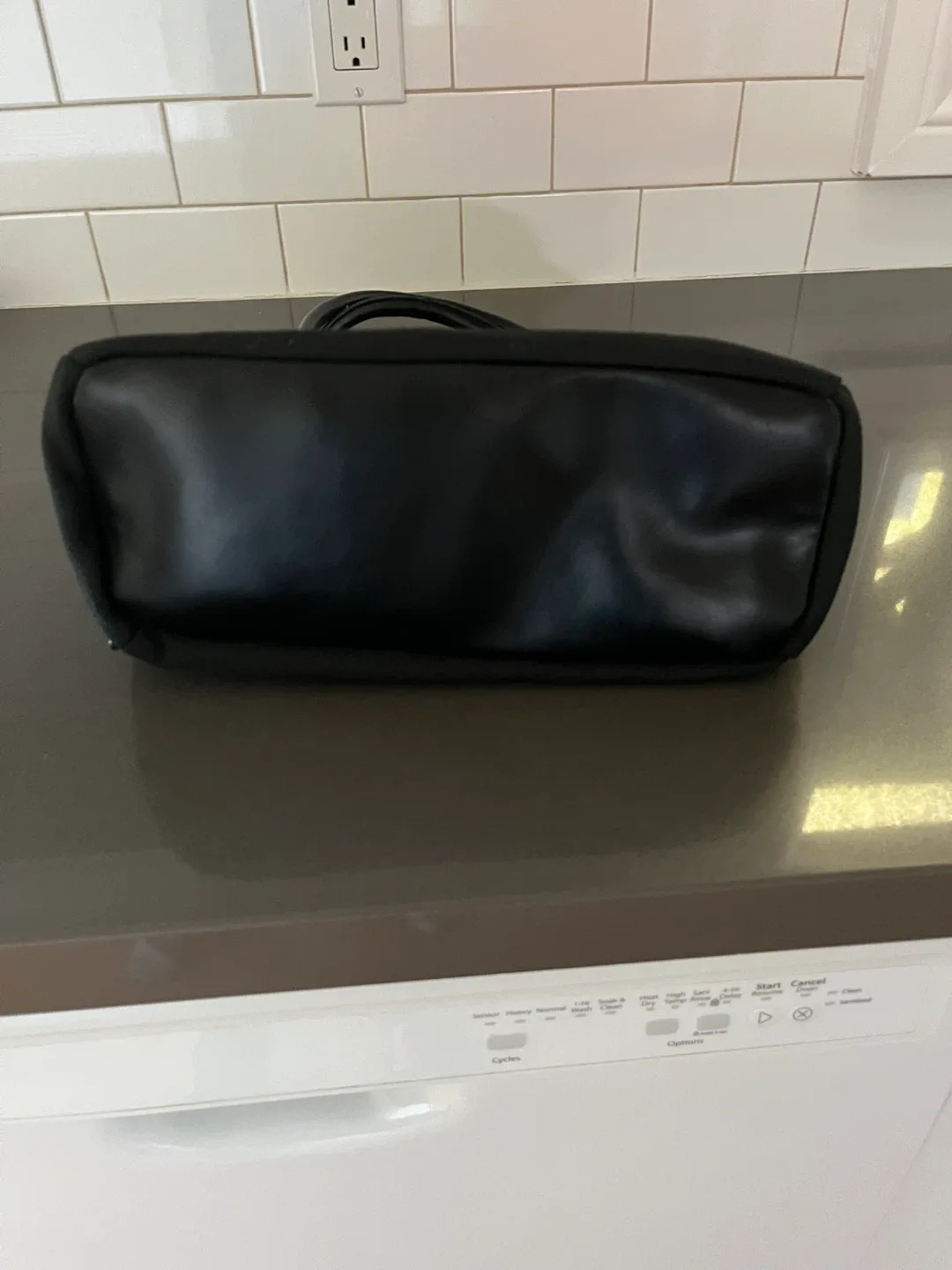 Black Tote Bag with Strap image indicator(5)