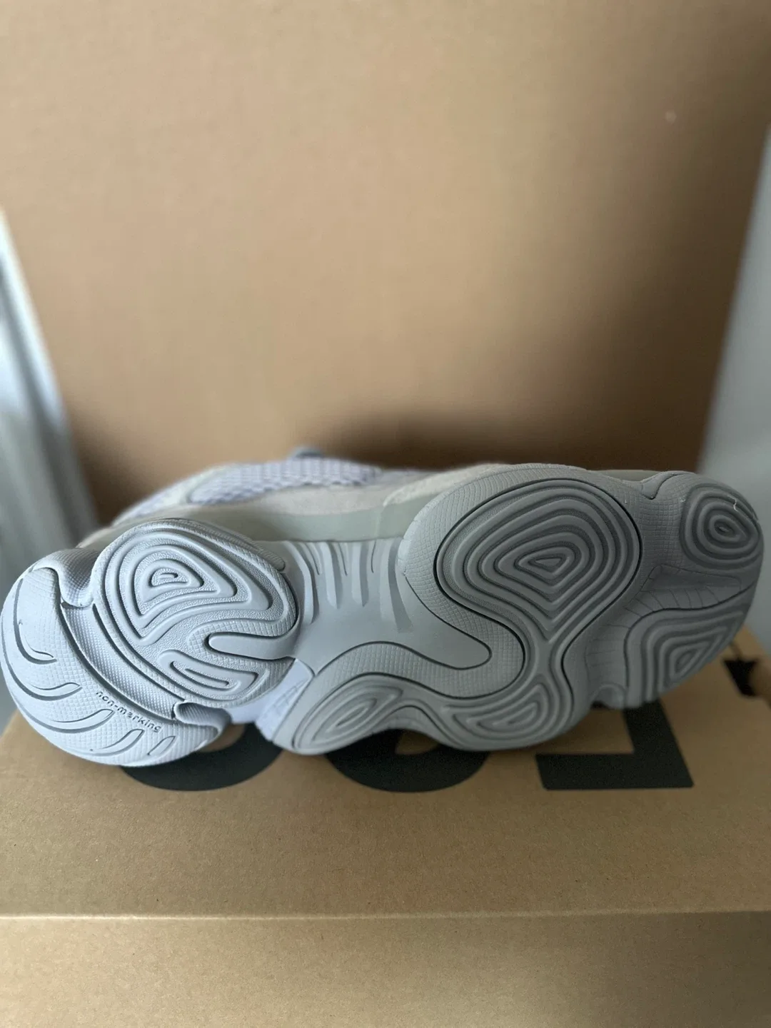 Adidas Yeezy 500 Stone image indicator(4)