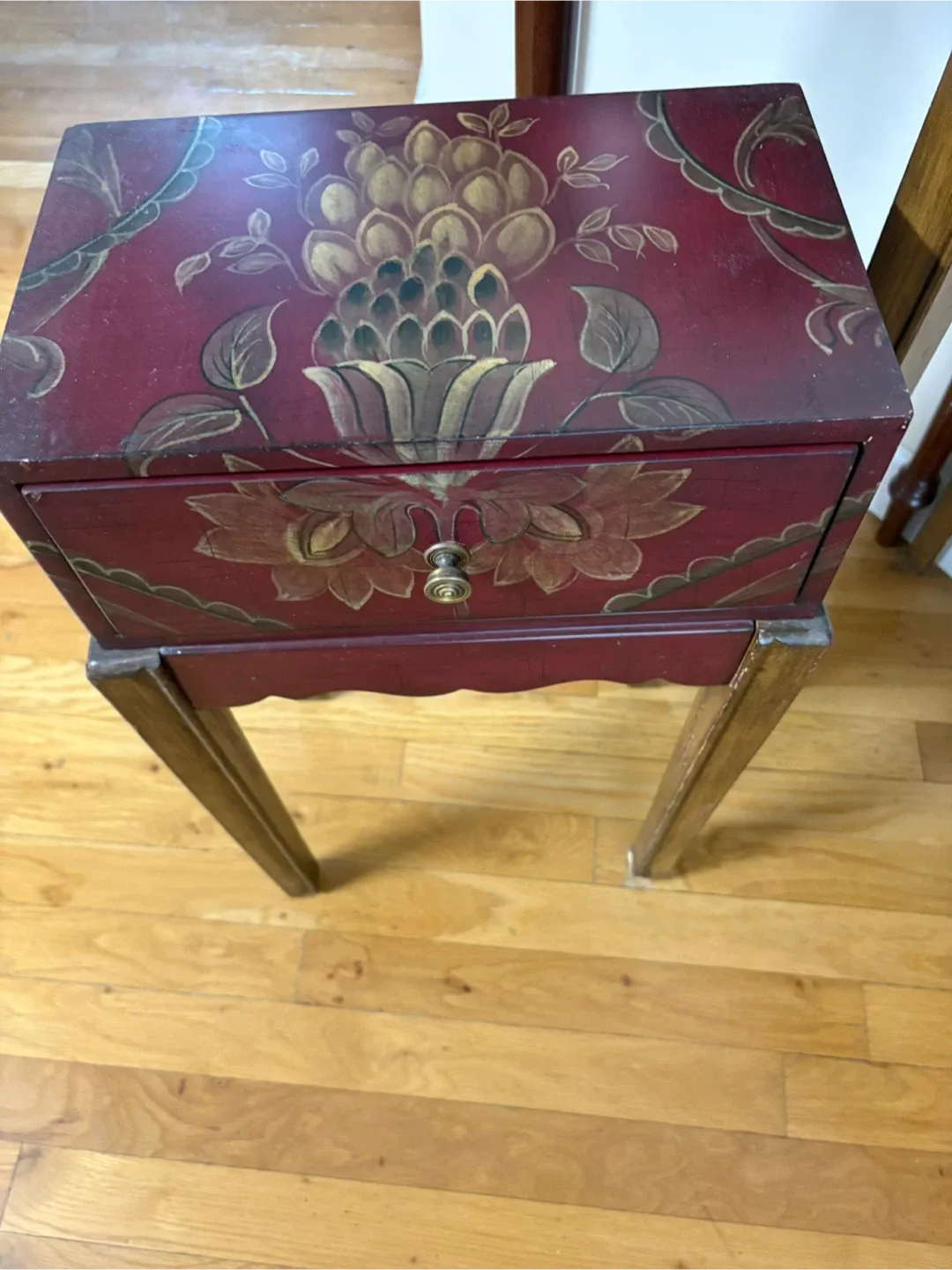 🥕Floral Painted Accent Table set image indicator(4)