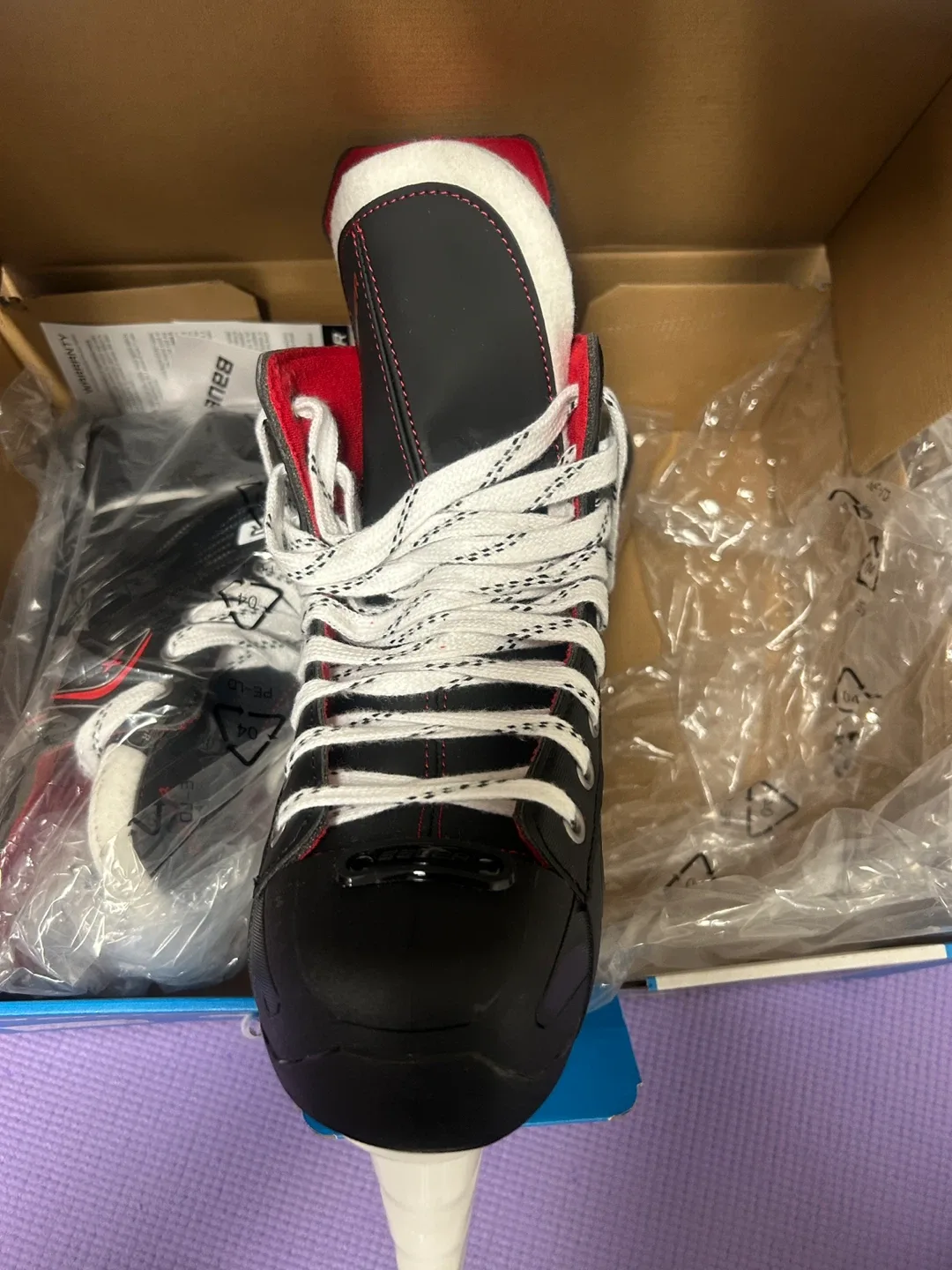 Bauer Vapor X250 Ice Skates - Size 7.0 image indicator(6)