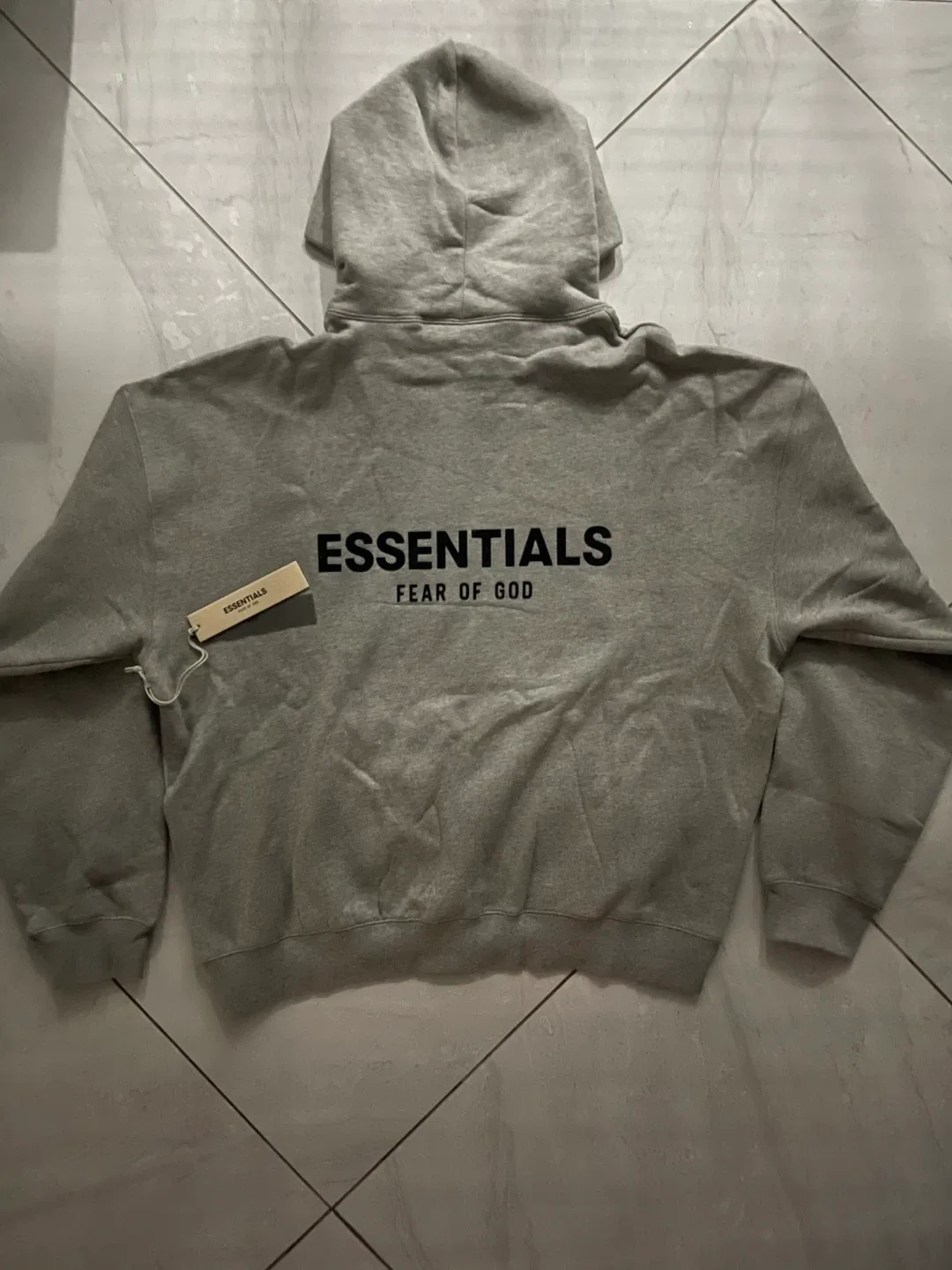 Essentials Fear of God Hoodie - Size L image indicator(2)