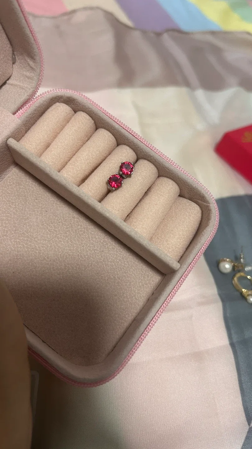 Red Stone Earrings thumbnail