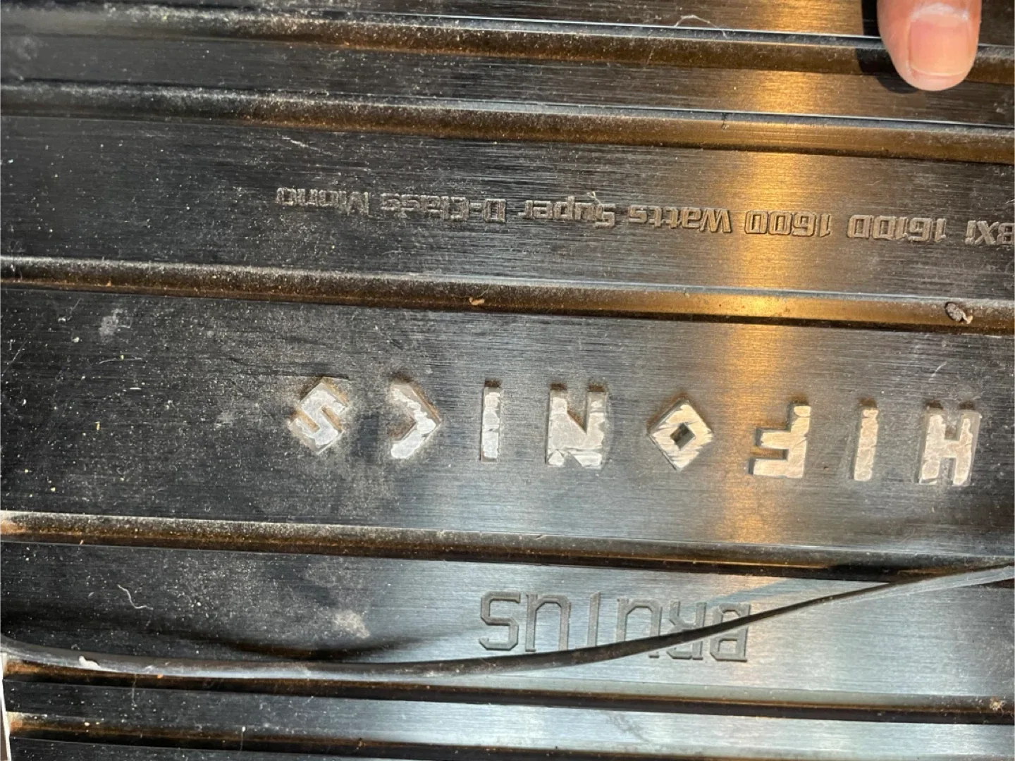 Hifonics Brutus BXi 1610D 1600 Watts Mono Amplifier image indicator(3)