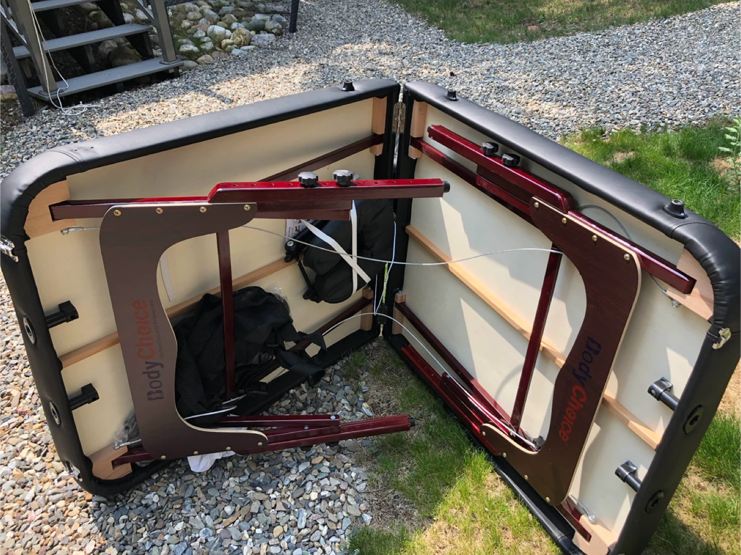 Like new Massage Table - photo 2