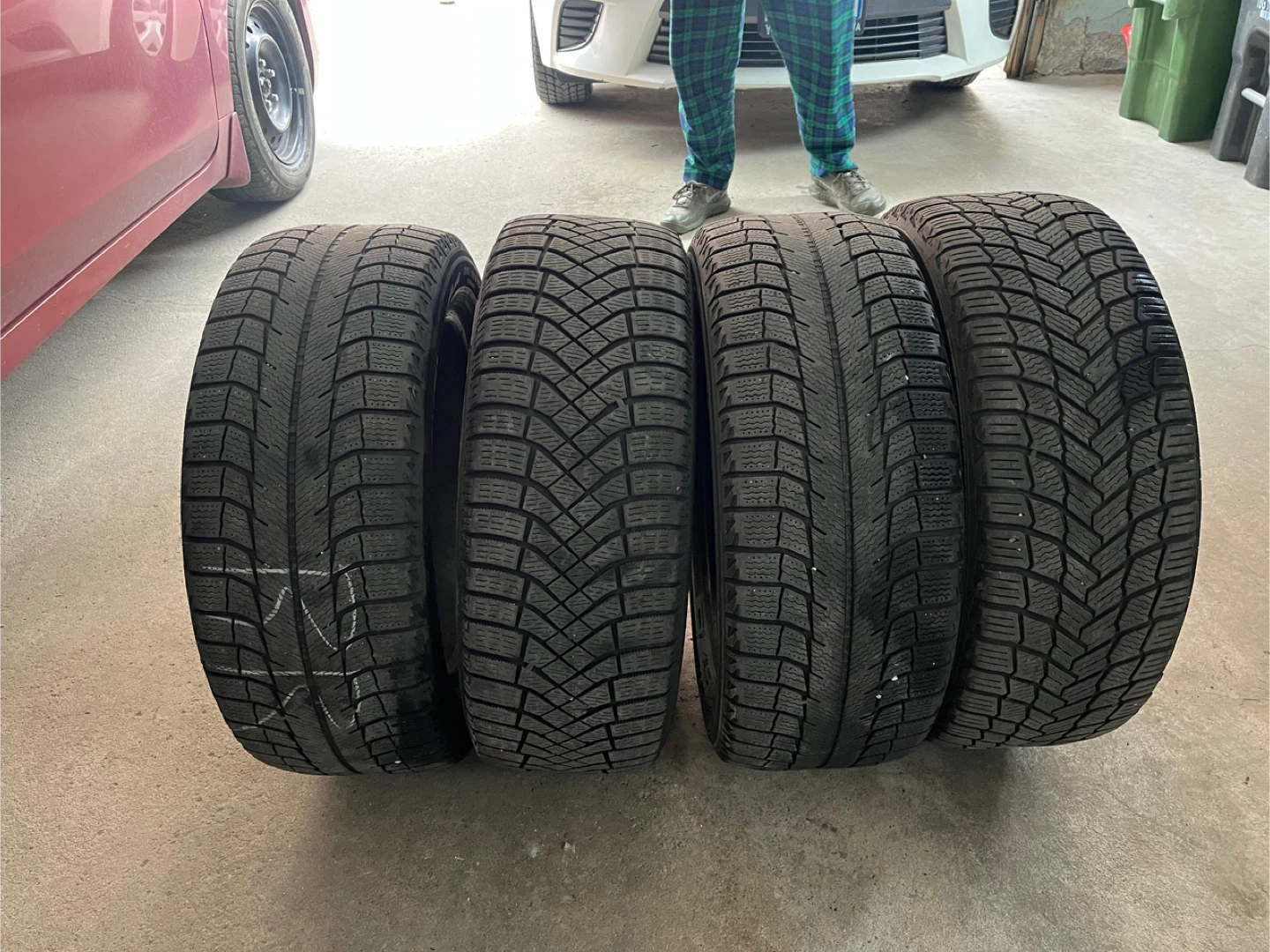 Set of 4 Winter Tires - 205/55 R16 - photo 2