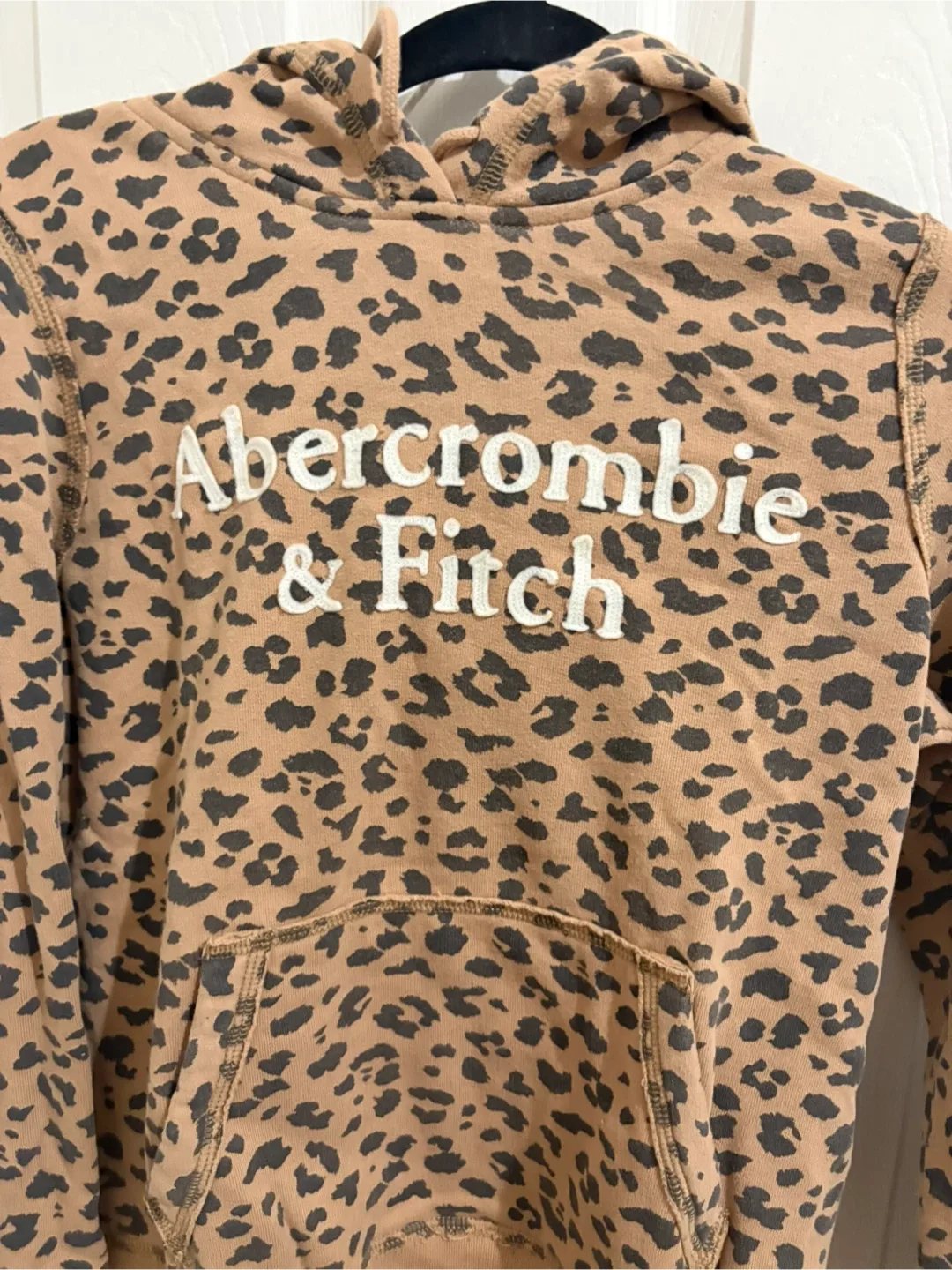 Abercrombie & Fitch Leopard Print Hoodie - Size S image indicator(2)