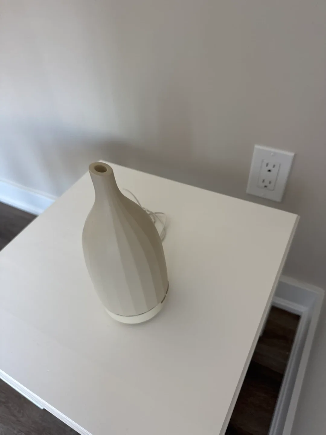 Saje Diffuser image indicator(2)