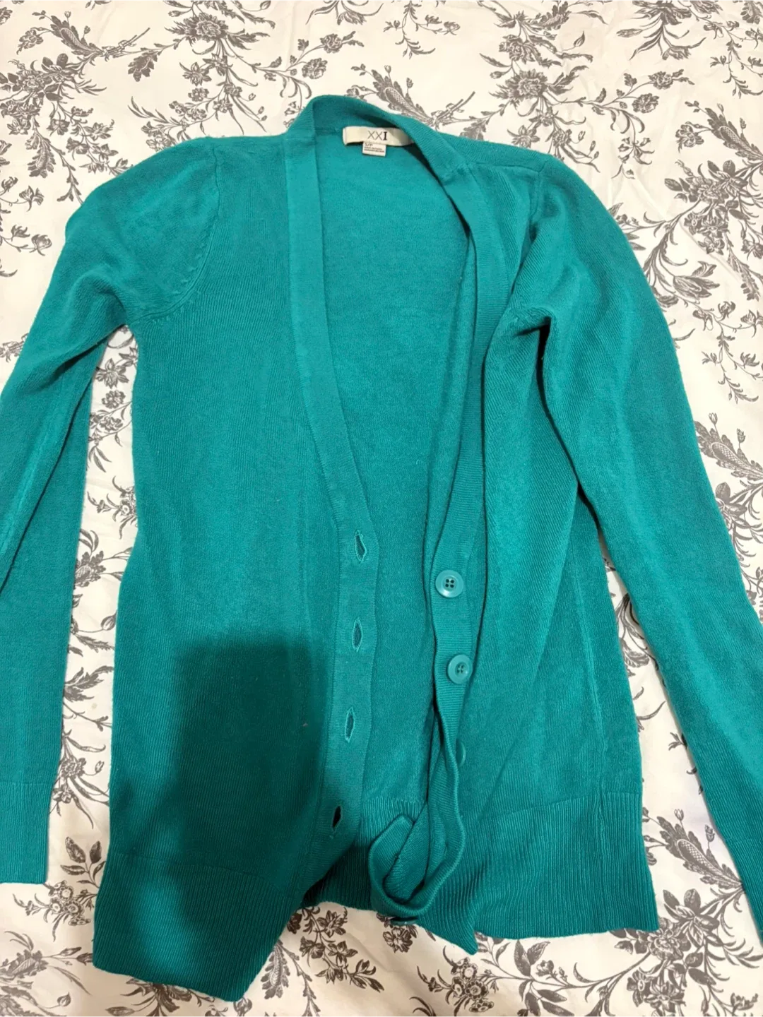 Abercrombie & Fitch, Tommy Hilfiger, Forever 21 Clothing Bundle image indicator(4)