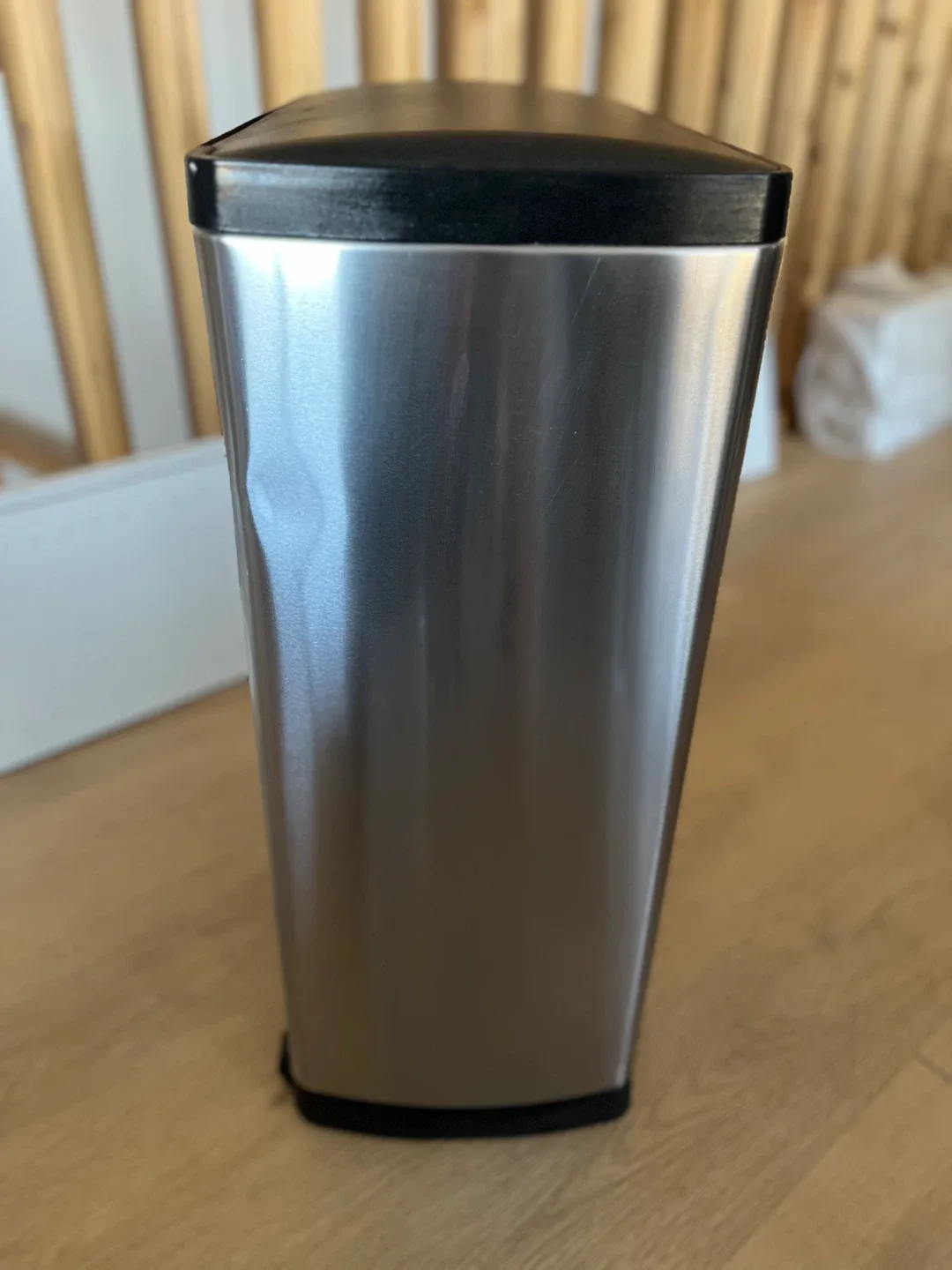 Simplehuman rectangular step trash can, stainless steel image indicator(4)