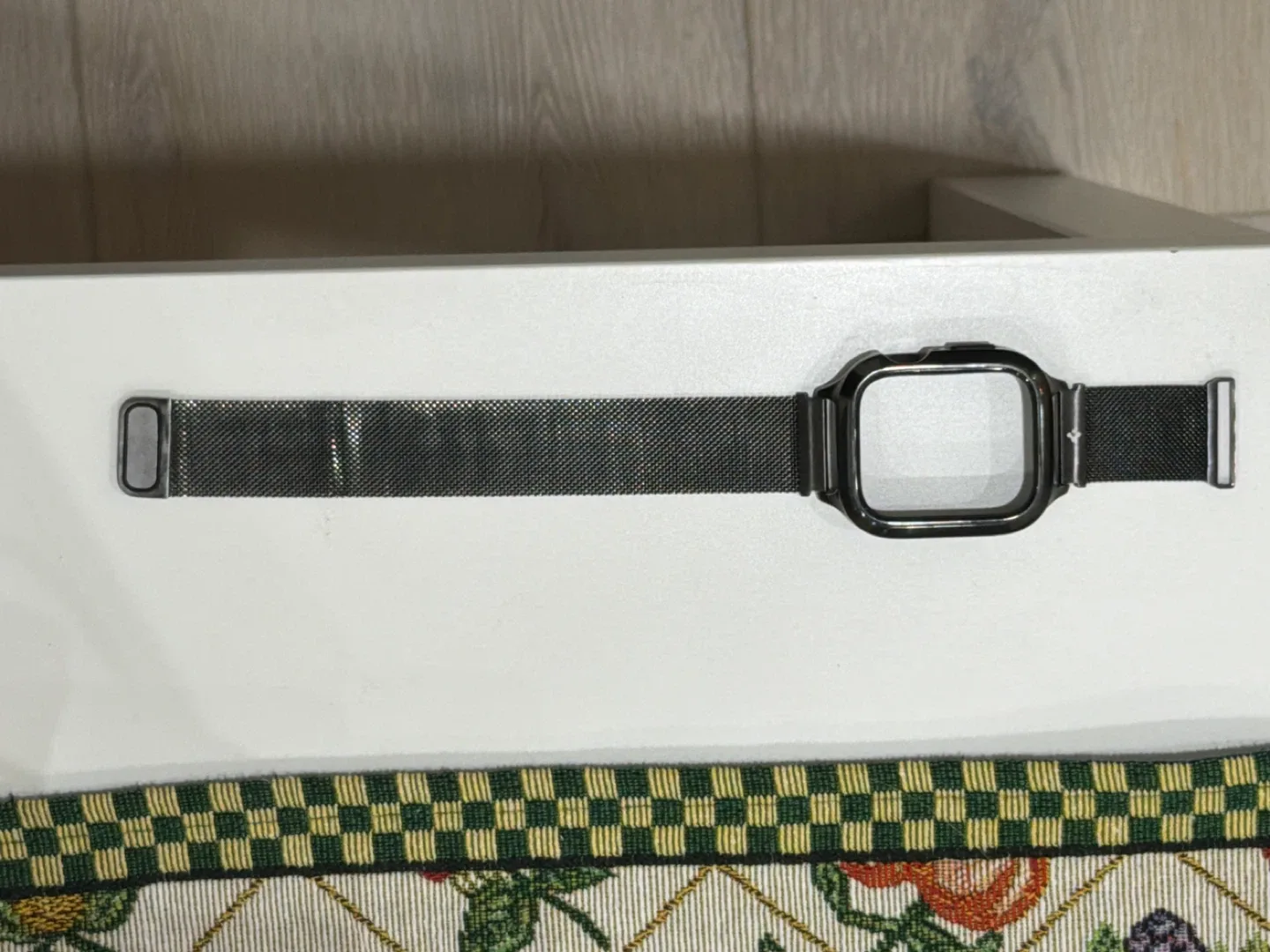 Spigen Apple Watch Band & Case - Black image indicator(3)