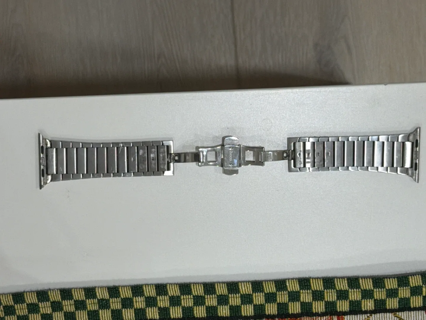 Apple Watch Band - Silver image indicator(2)