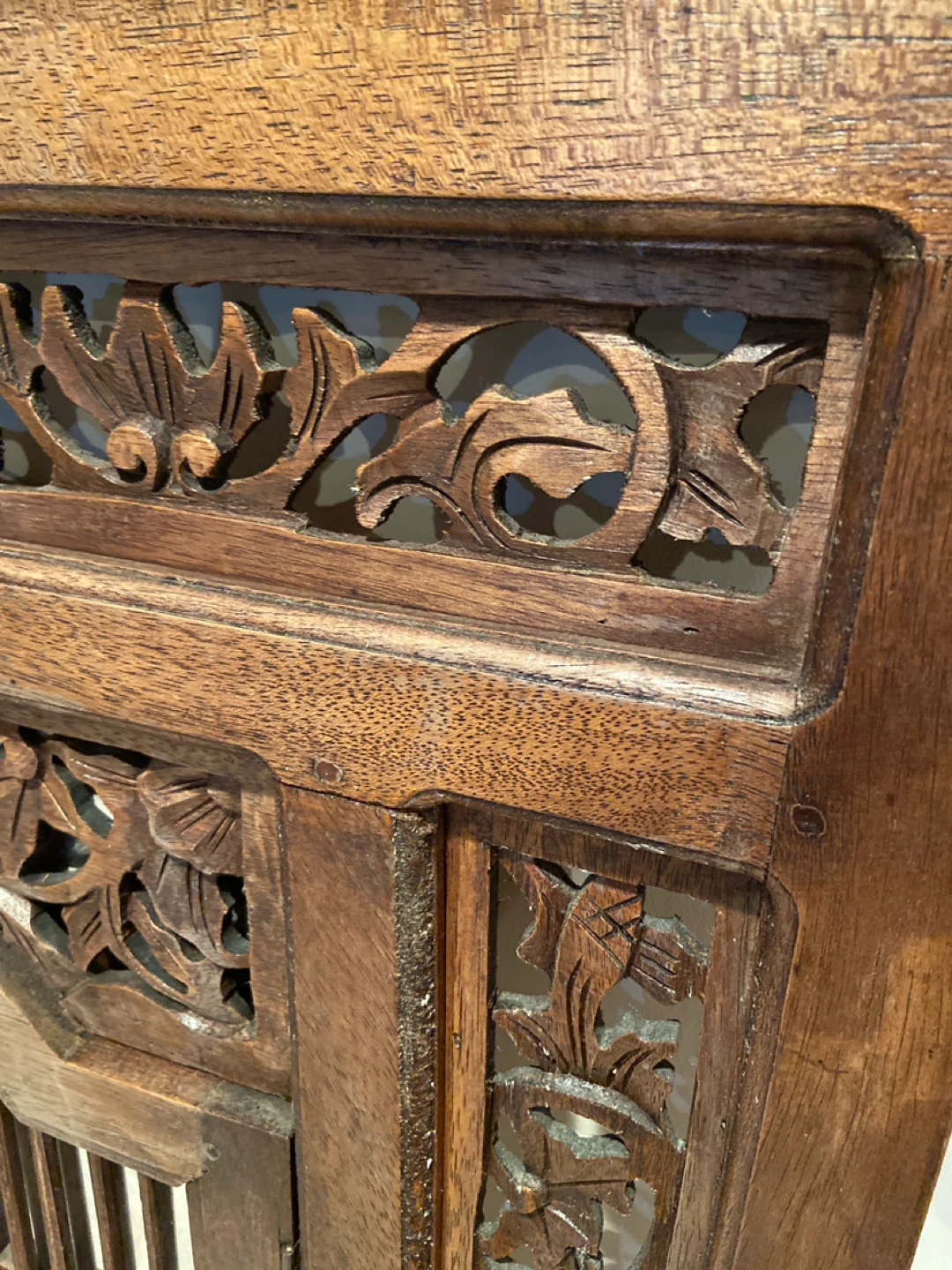 Carved Wood Mirror with Shutters - photo 3