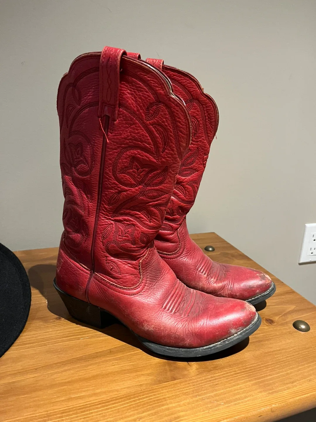 Ariat Cowboy Boots - Red, women’s US 7 thumbnail