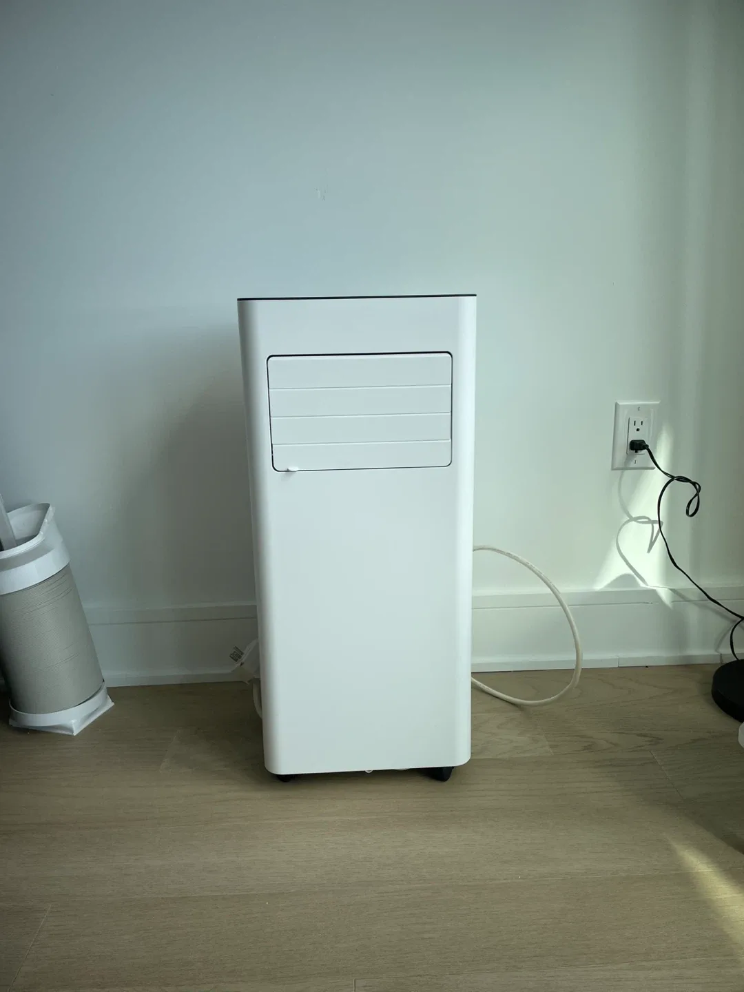Portable Air Conditioner - White - 8,000 BTU