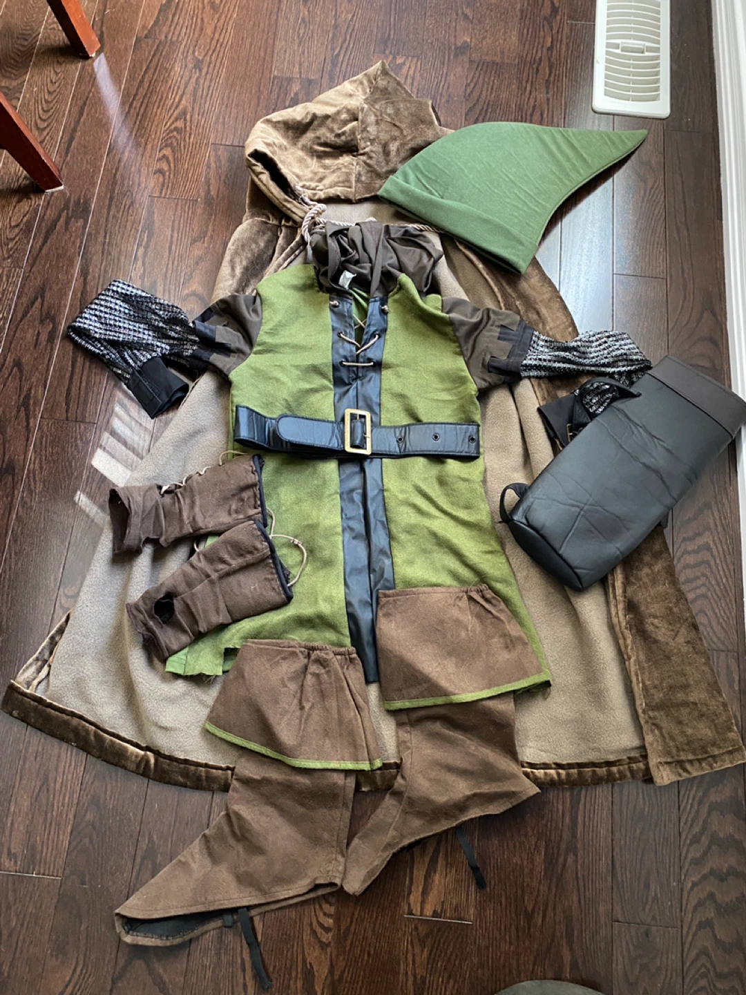 Robin Hood or Link Costume Set