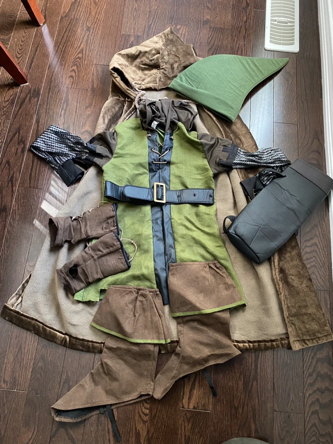 Robin Hood or Link Costume Set