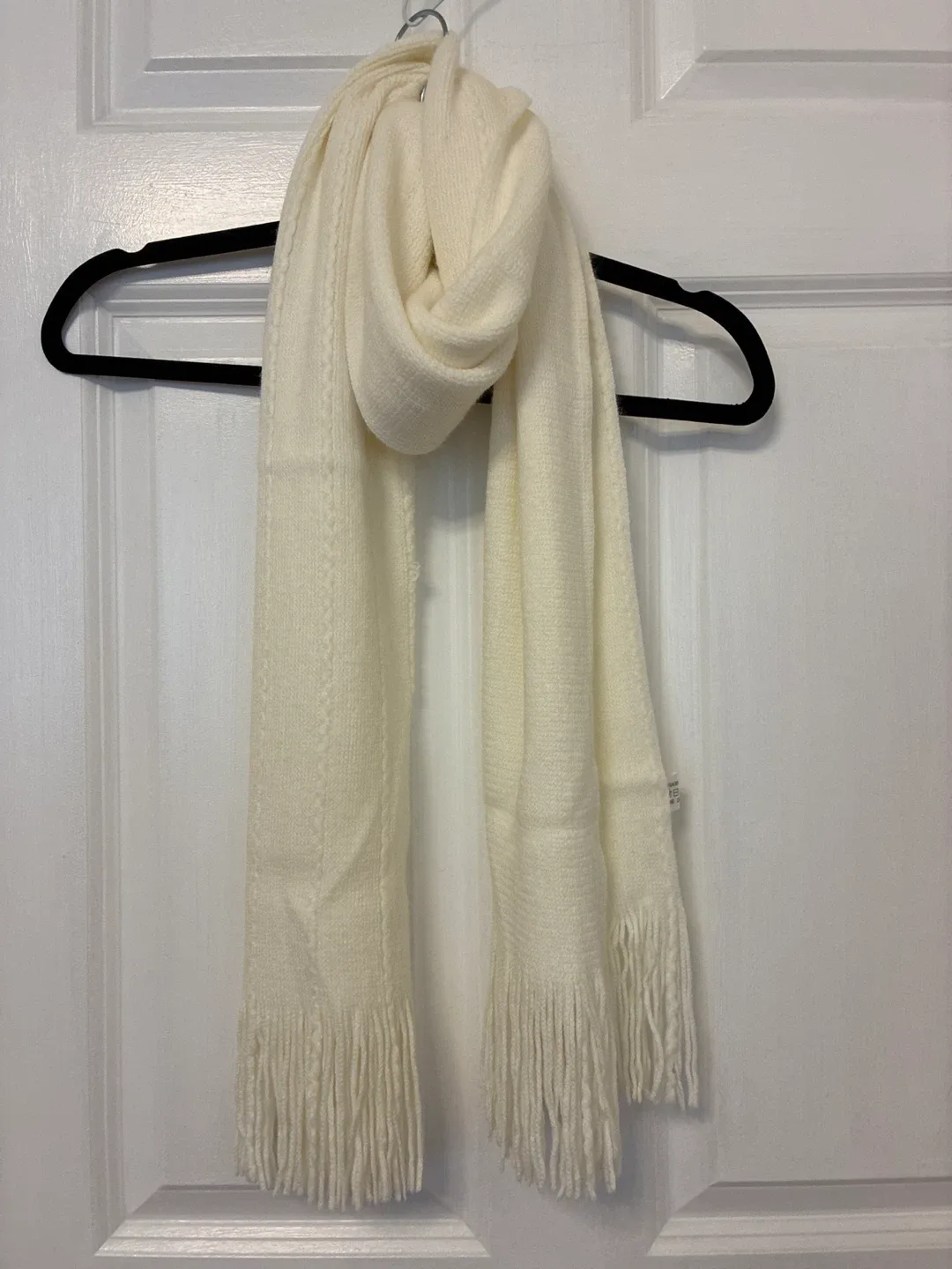 Cream Knit Scarf with Fringe image indicator(2)