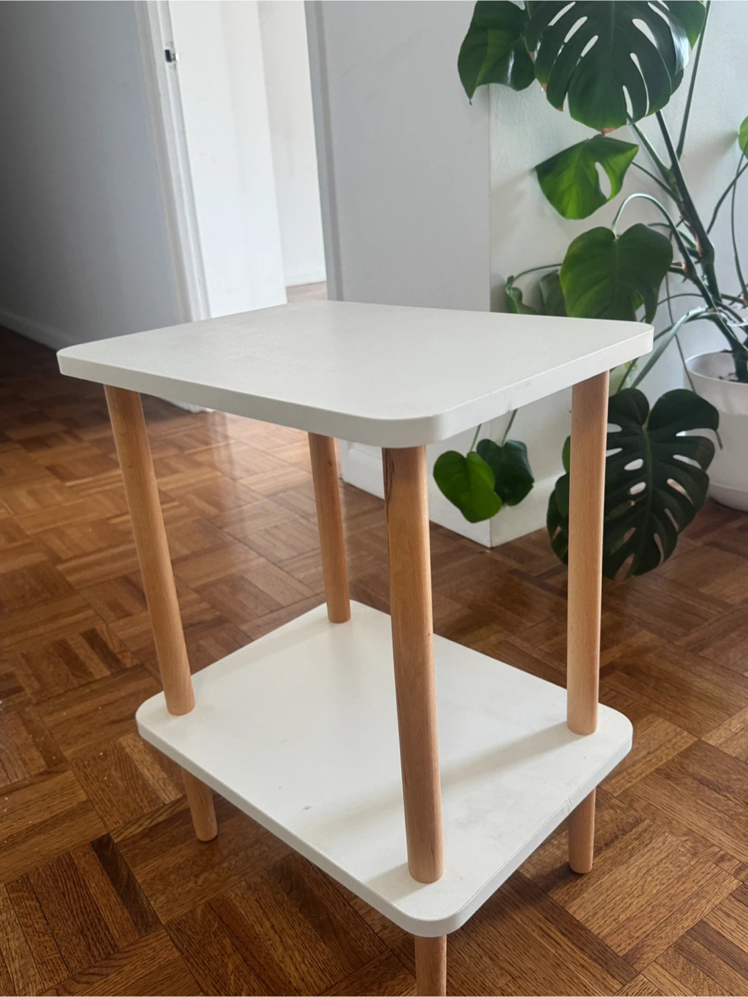 White & Wood Side Table - photo 2