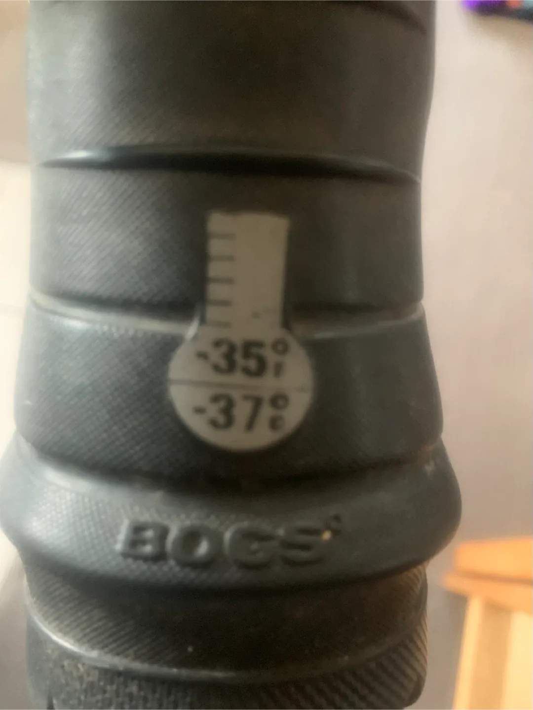 Bogs Kids' B-Foot Black/Multi Boots - Size 9 image indicator(6)