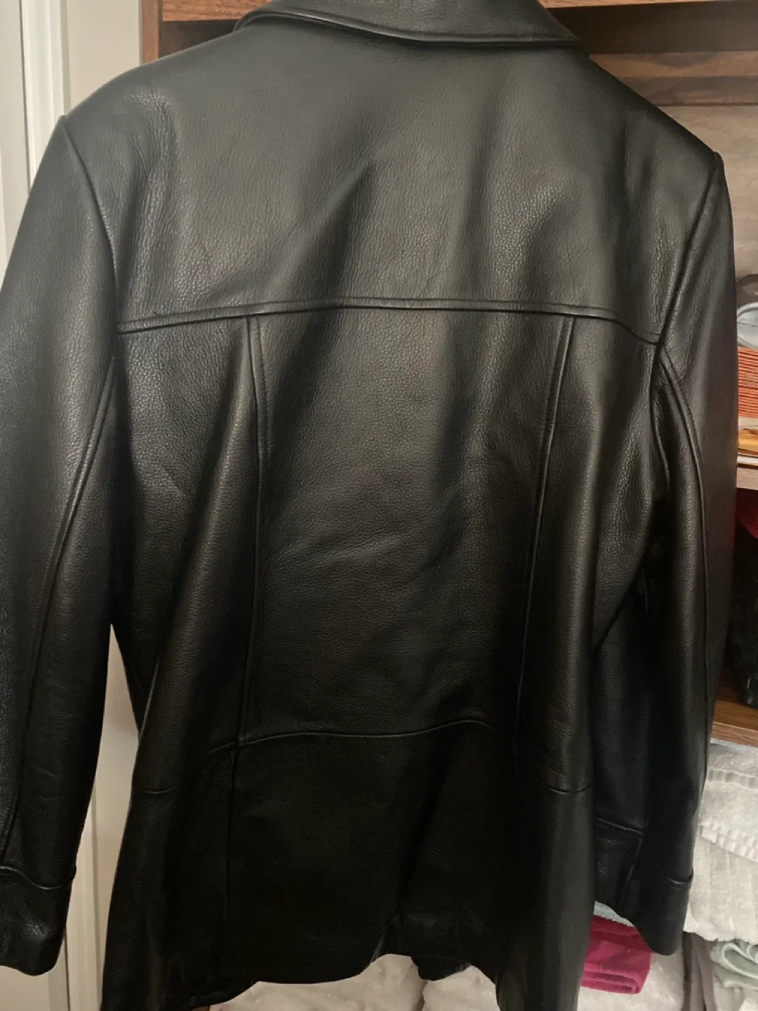 Leather Jacket - Danier- Size L image indicator(2)