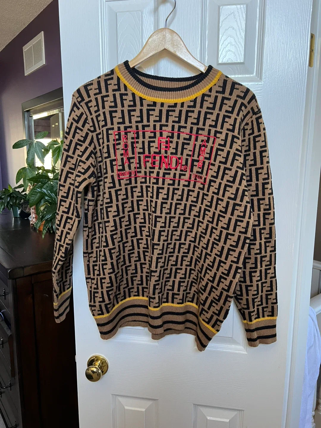 Mens Fendi Sweater size XL thumbnail