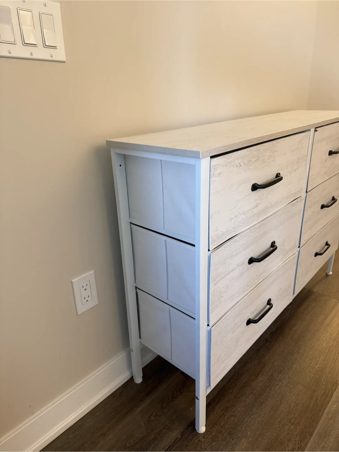 White 6-Drawer Dresser image indicator(2)